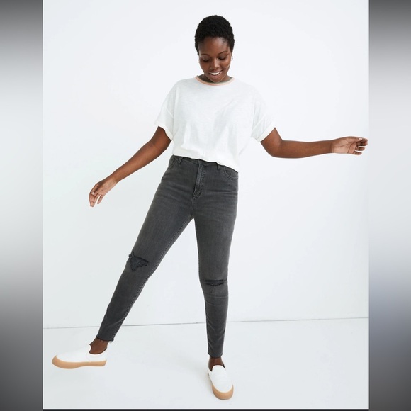 NWT Madewell Curvy High Rise Skinny Distressed Black Jean‎ Size 36P - Picture 1 of 11